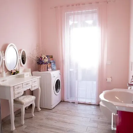 Holiday home Tinmar Barbie House