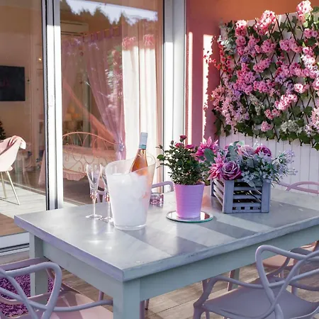 Tinmar Barbie House *
