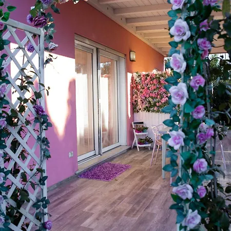 Casa vacanze Tinmar, Giardino, Piscina Privata, Bbq, Area Giochi E Parcheggio Gratuito