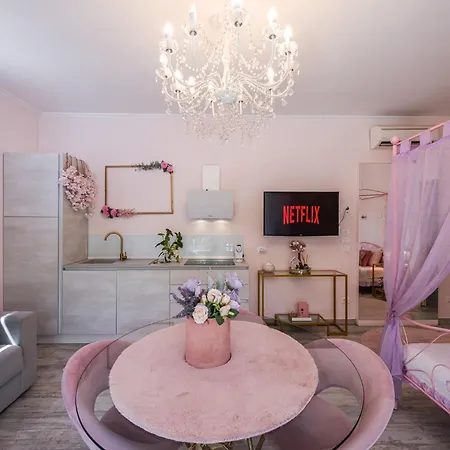 Tinmar Barbie House *